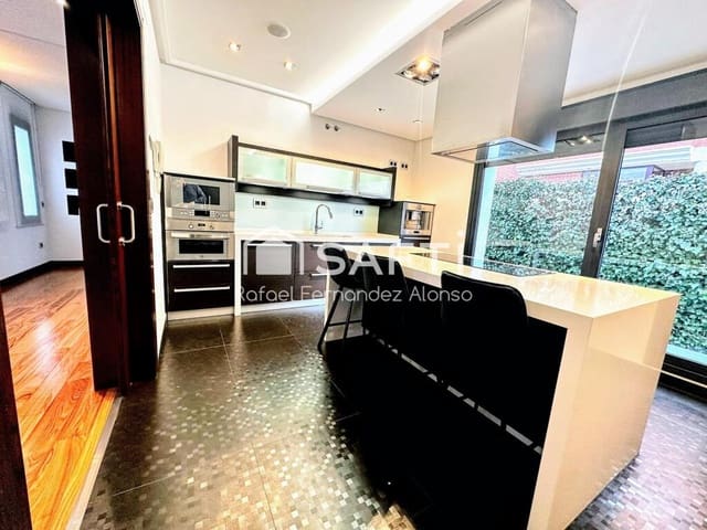 5 soveværelse Villa til salg i Sariegos med swimmingpool garage - € 550.000 (Ref: 9174213)