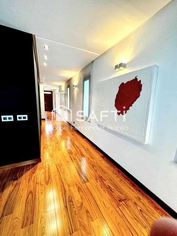 5 soveværelse Villa til salg i Sariegos med swimmingpool garage - € 550.000 (Ref: 9174213)