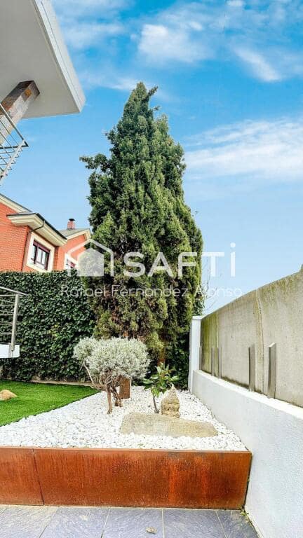 5 soveværelse Villa til salg i Sariegos med swimmingpool garage - € 550.000 (Ref: 9174213)