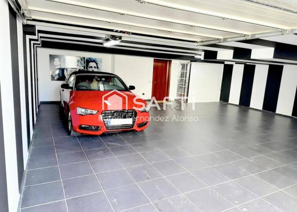 5 soveværelse Villa til salg i Sariegos med swimmingpool garage - € 550.000 (Ref: 9174213)