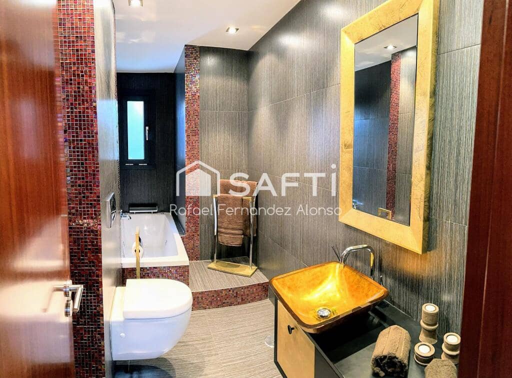 5 soveværelse Villa til salg i Sariegos med swimmingpool garage - € 550.000 (Ref: 9174213)