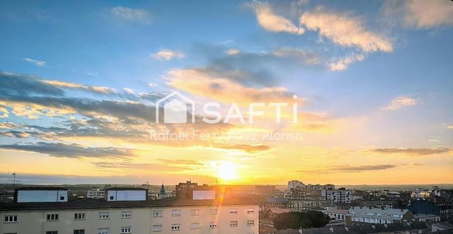 3 soverom Leilighet til salgs i Leon by - € 185 000 (Ref: 9174214)