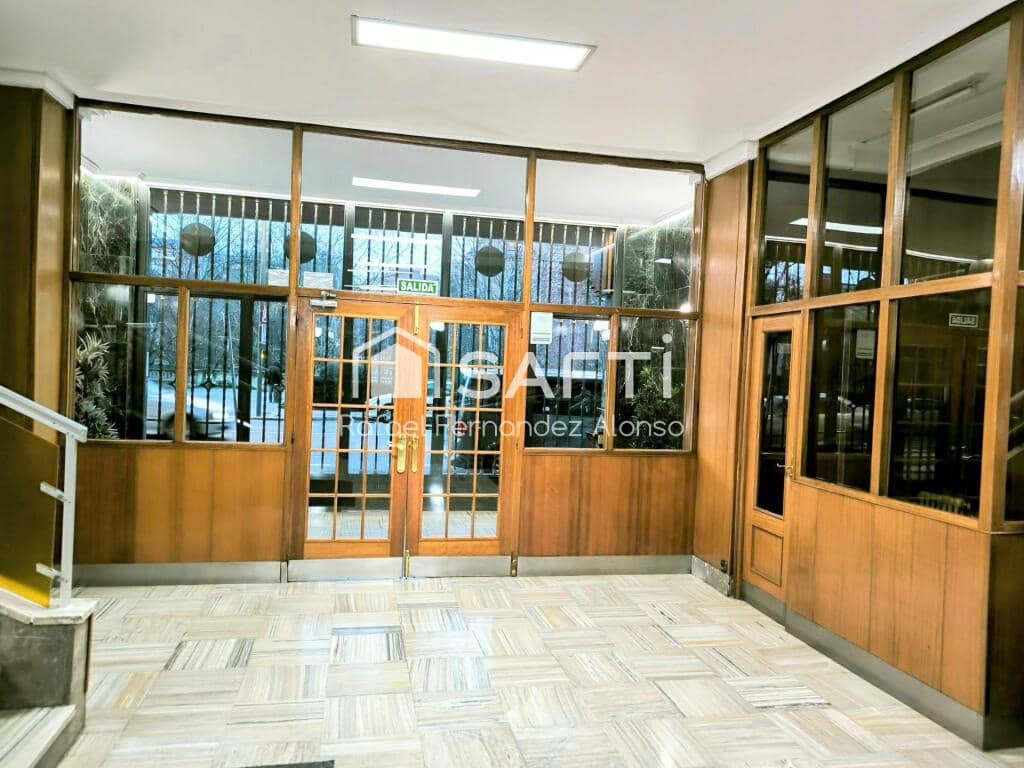 3 soverom Leilighet til salgs i Leon by - € 185 000 (Ref: 9174214)