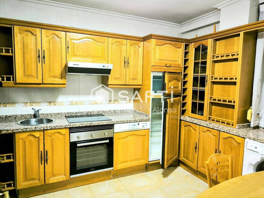 3 soverom Leilighet til salgs i Leon by - € 185 000 (Ref: 9174214)