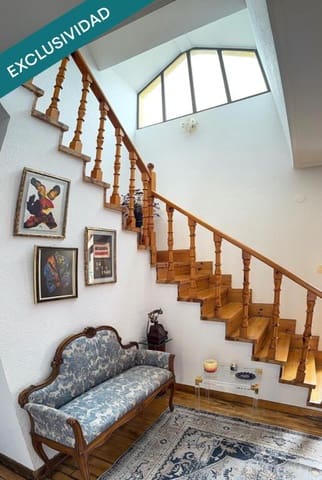 5 bedroom Villa for sale in Sariegos with garage - € 310,000 (Ref: 9174227)