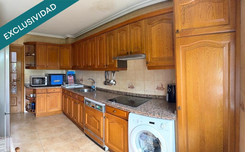 5 soveværelse Villa til salg i Sariegos med garage - € 310.000 (Ref: 9174227)