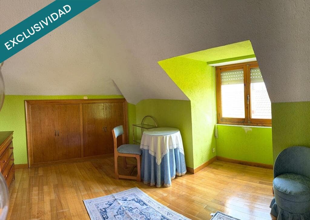 5 soveværelse Villa til salg i Sariegos med garage - € 310.000 (Ref: 9174227)