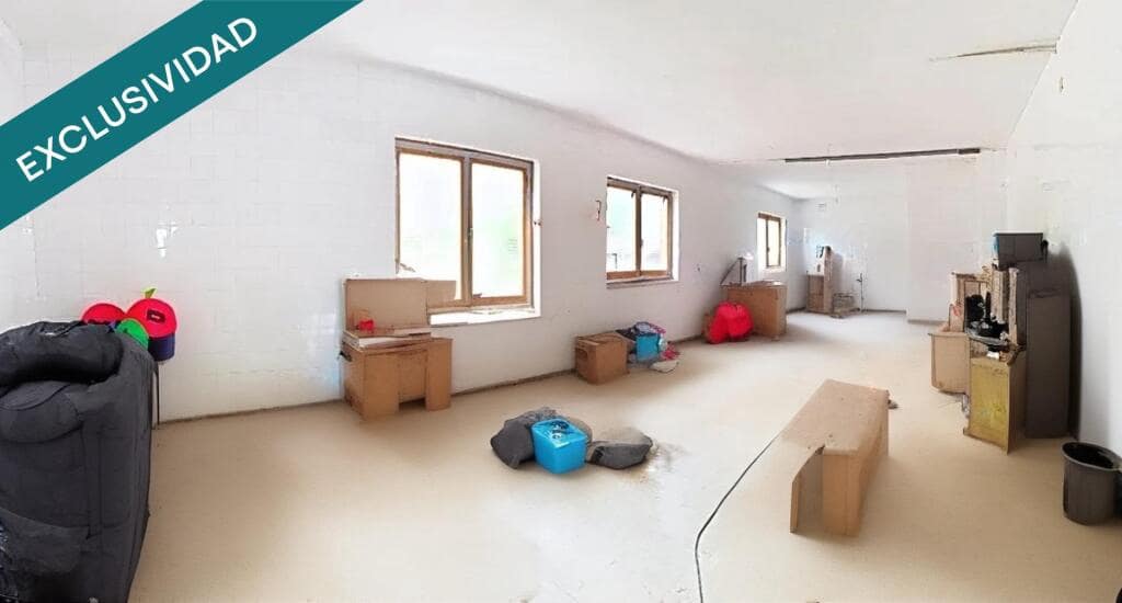 5 soveværelse Villa til salg i Sariegos med garage - € 310.000 (Ref: 9174227)