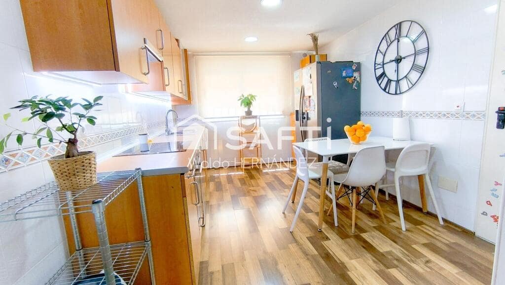 4 sovrum Radhus till salu i Murcia stad med garage - 279 500 € (Ref: 9174281)