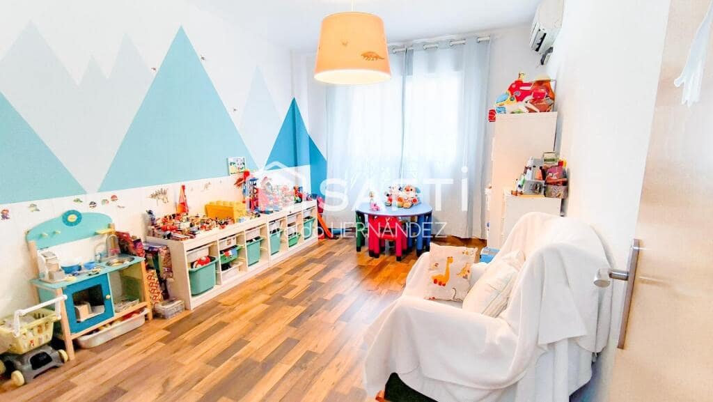 4 sovrum Radhus till salu i Murcia stad med garage - 279 500 € (Ref: 9174281)