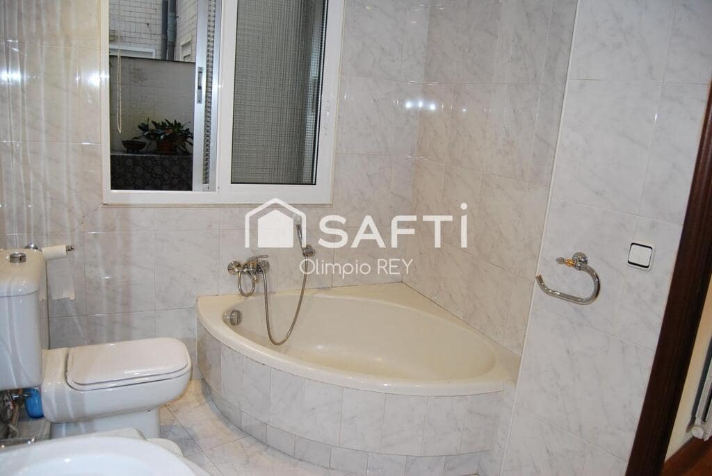 3 chambre Appartement à vendre à Pontevedra ville - 250 000 € (Ref: 9174305)