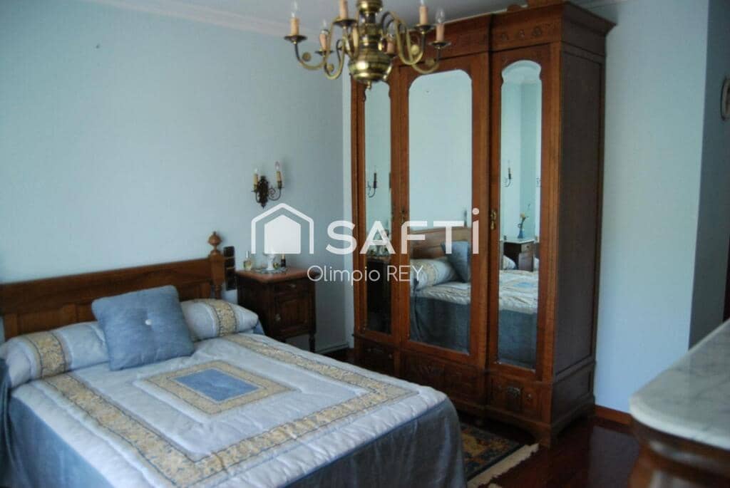 7 soveværelse Villa til salg i Vilagarcia de Arousa - € 590.000 (Ref: 9174310)