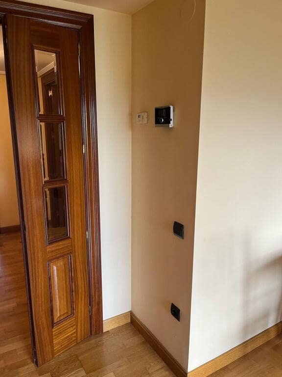 3 soveværelse Lejlighed til salg i Logrono med swimmingpool garage - € 340.000 (Ref: 9174314)