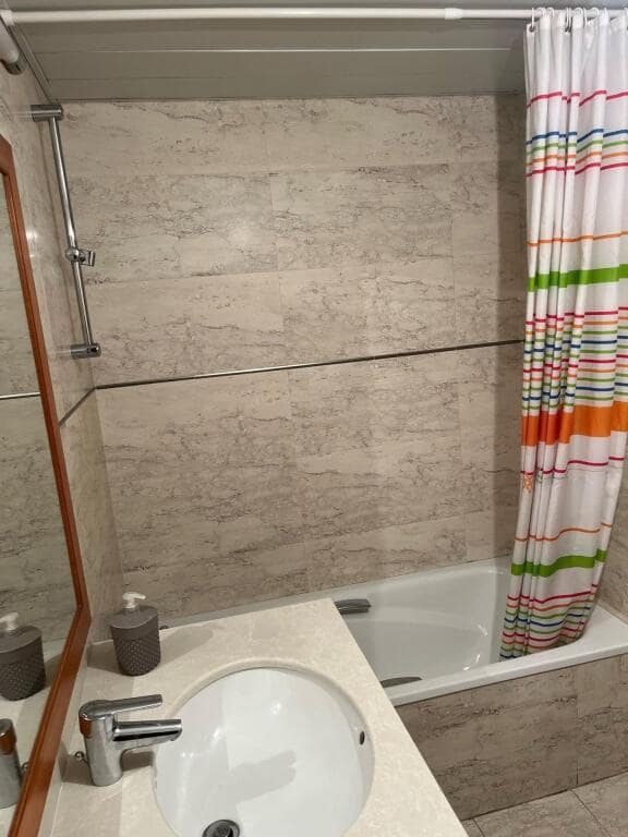 3 soveværelse Lejlighed til salg i Logrono med swimmingpool garage - € 340.000 (Ref: 9174314)