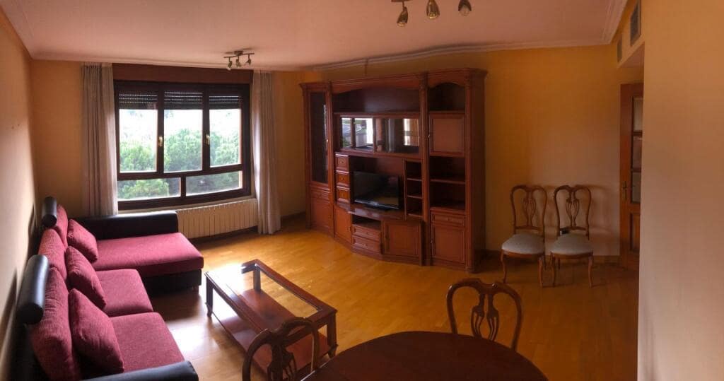 3 soveværelse Lejlighed til salg i Logrono med swimmingpool garage - € 340.000 (Ref: 9174314)