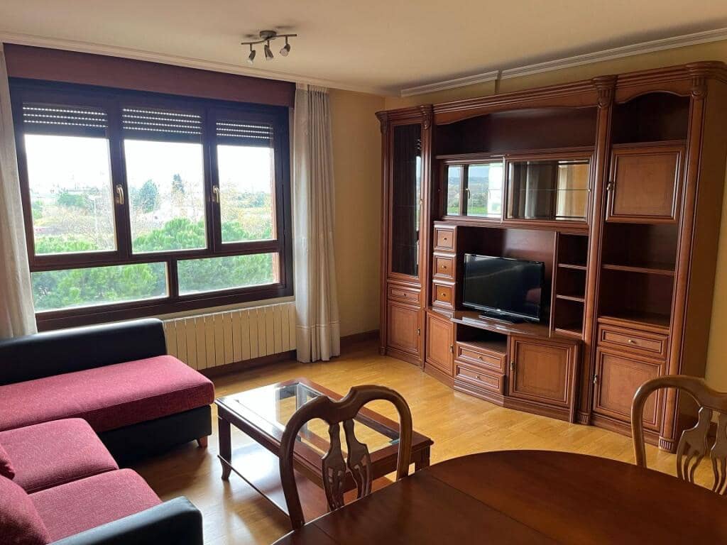 3 soveværelse Lejlighed til salg i Logrono med swimmingpool garage - € 340.000 (Ref: 9174314)