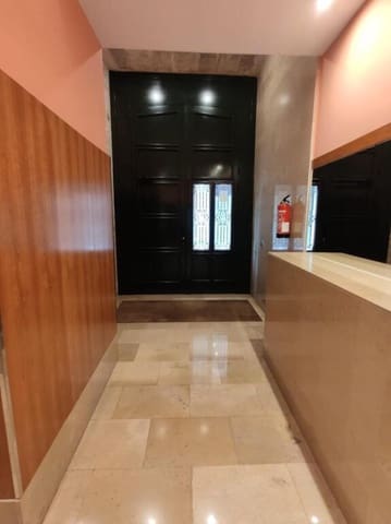 5 bedroom Flat for sale in Valladolid city with garage - € 850,000 (Ref: 9174318)