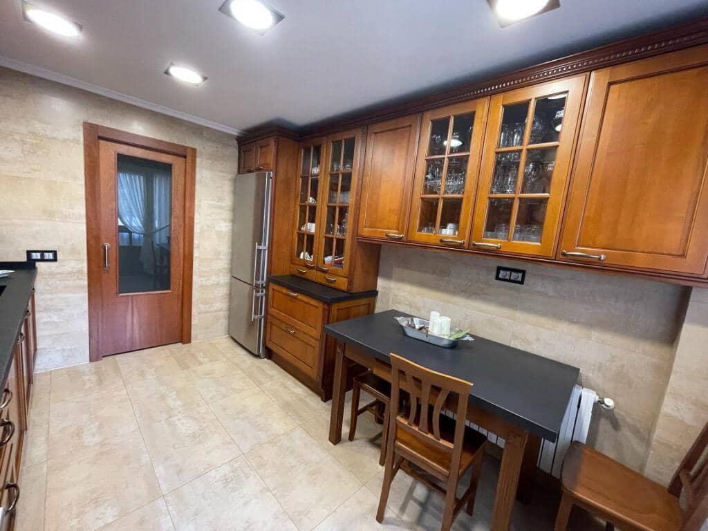 5 soveværelse Lejlighed til salg i Valladolid by med garage - € 850.000 (Ref: 9174318)