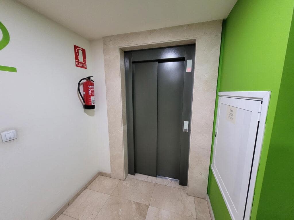 3 soveværelse Lejlighed til salg i Santovenia de Pisuerga med garage - € 176.000 (Ref: 9174320)