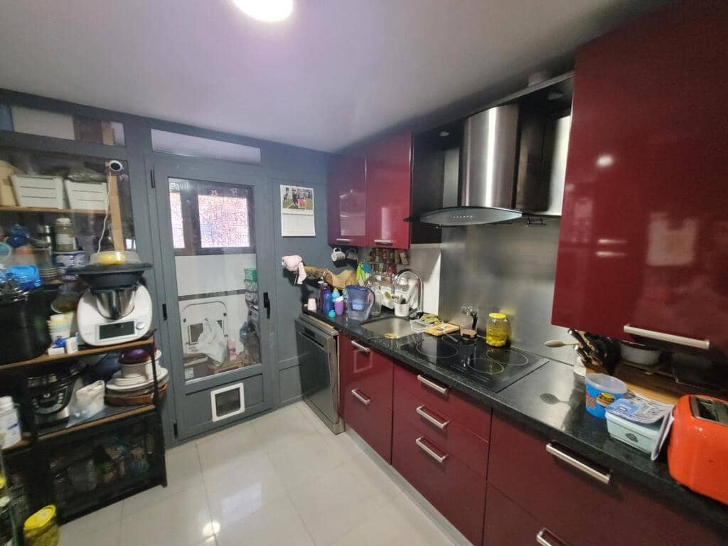 3 soveværelse Lejlighed til salg i Santovenia de Pisuerga med garage - € 176.000 (Ref: 9174320)