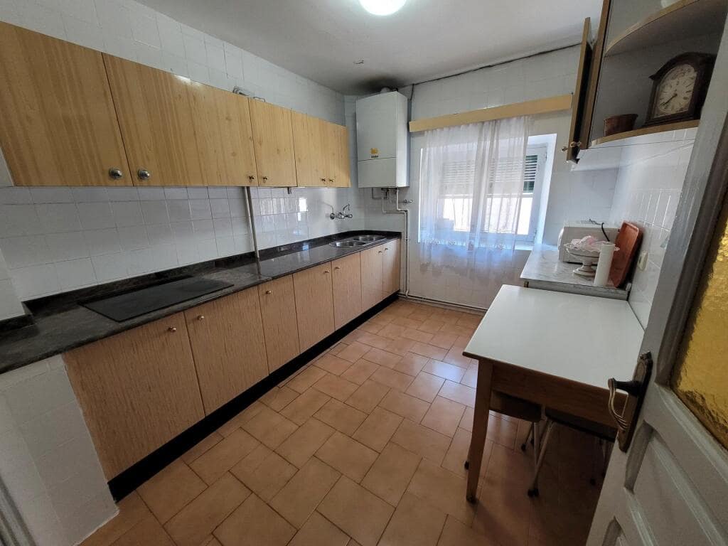 3 soverom Villa til salgs i Cuellar - € 77 000 (Ref: 9174321)