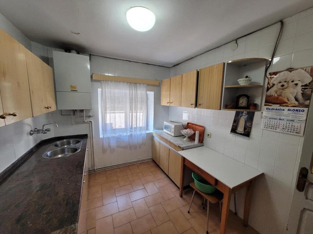 3 soverom Villa til salgs i Cuellar - € 77 000 (Ref: 9174321)