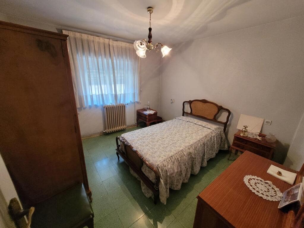 3 soverom Villa til salgs i Cuellar - € 77 000 (Ref: 9174321)