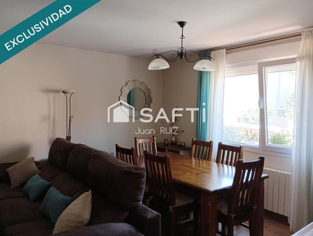 4 slaapkamer Rijtjeshuis te koop in Martín Miguel met garage - € 190.000 (Ref: 9174325)