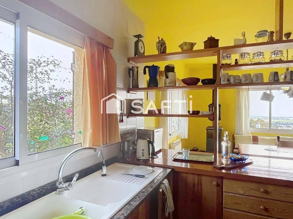 6 soveværelse Finca/Landehus til salg i La Bisbal del Penedes med swimmingpool garage - € 365.000 (Ref: 9174337)