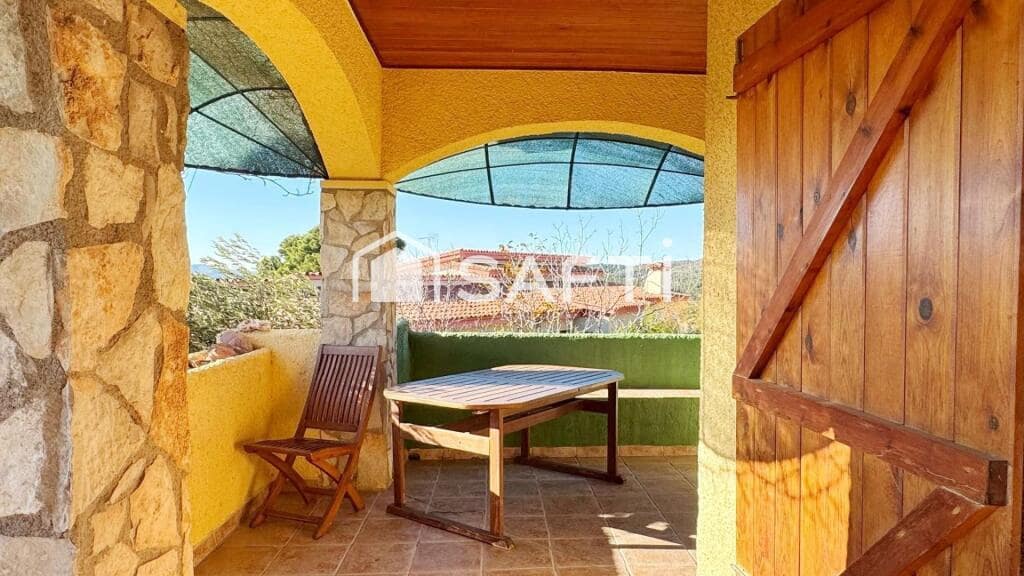 6 soveværelse Finca/Landehus til salg i La Bisbal del Penedes med swimmingpool garage - € 365.000 (Ref: 9174337)
