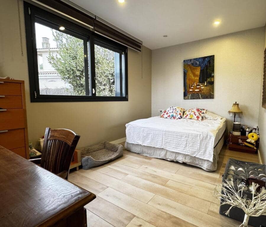 10 soverom Villa til salgs i Cubelles med svømmebasseng garasje - € 835 000 (Ref: 9174338)