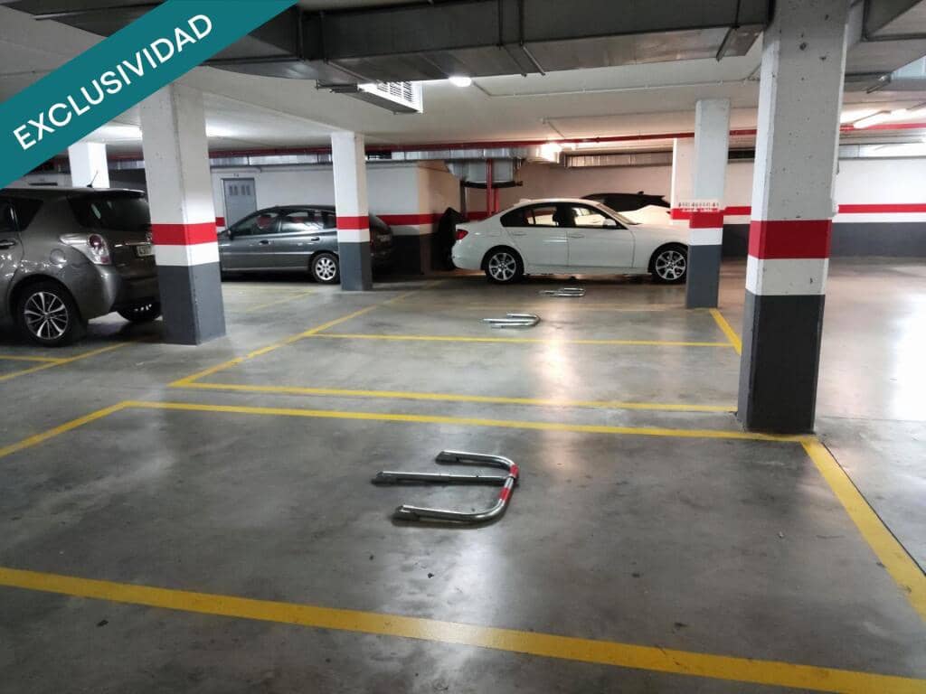 Garage til salg i Valencia by - € 28.000 (Ref: 9174341)