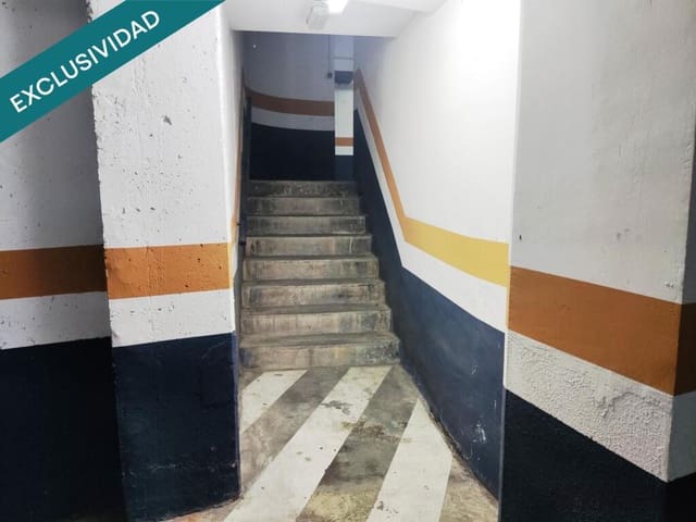 Garage in vendita in Castellar-L'Oliveral, Valencia città - 18.500 € (Rif: 9174344)