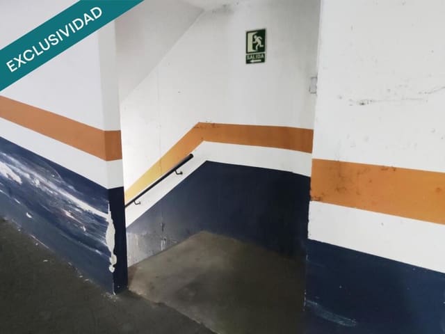 Garage in vendita in Castellar-L'Oliveral, Valencia città - 18.500 € (Rif: 9174344)