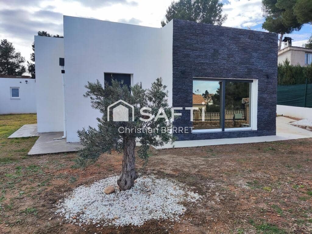 3 soveværelse Villa til salg i Turis med swimmingpool - € 285.000 (Ref: 9174345)