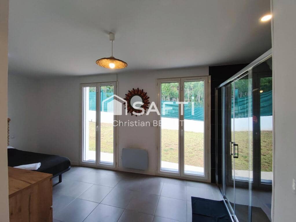 3 soveværelse Villa til salg i Turis med swimmingpool - € 285.000 (Ref: 9174345)