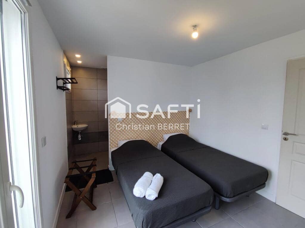 3 soveværelse Villa til salg i Turis med swimmingpool - € 285.000 (Ref: 9174345)