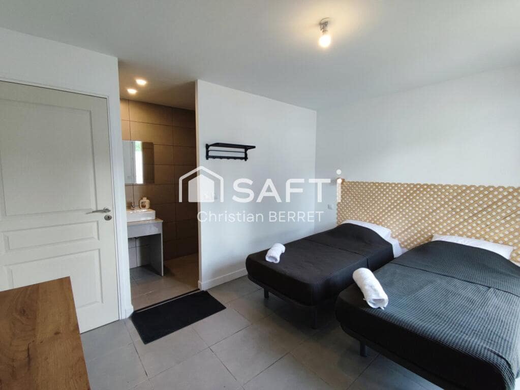 3 soveværelse Villa til salg i Turis med swimmingpool - € 285.000 (Ref: 9174345)