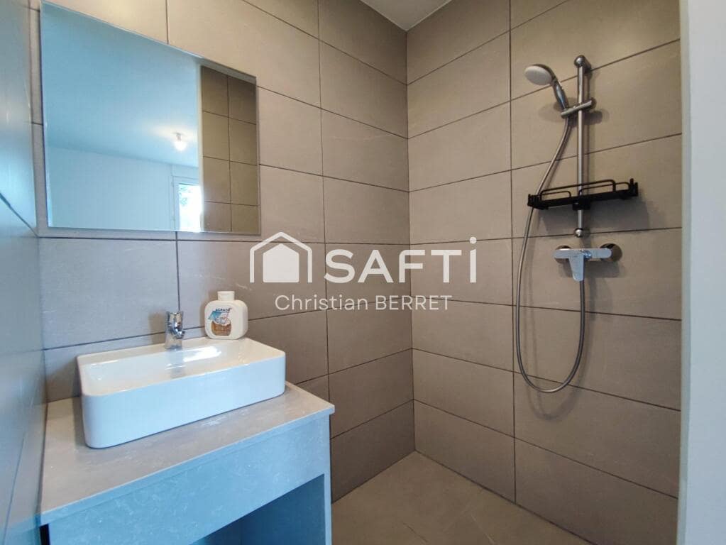 3 soveværelse Villa til salg i Turis med swimmingpool - € 285.000 (Ref: 9174345)