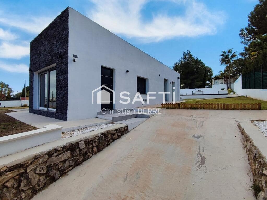 3 soveværelse Villa til salg i Turis med swimmingpool - € 285.000 (Ref: 9174345)