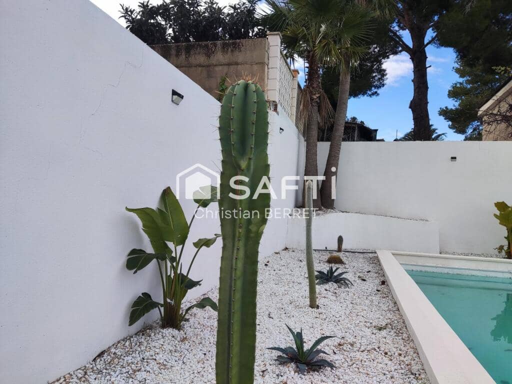 3 soveværelse Villa til salg i Turis med swimmingpool - € 285.000 (Ref: 9174345)