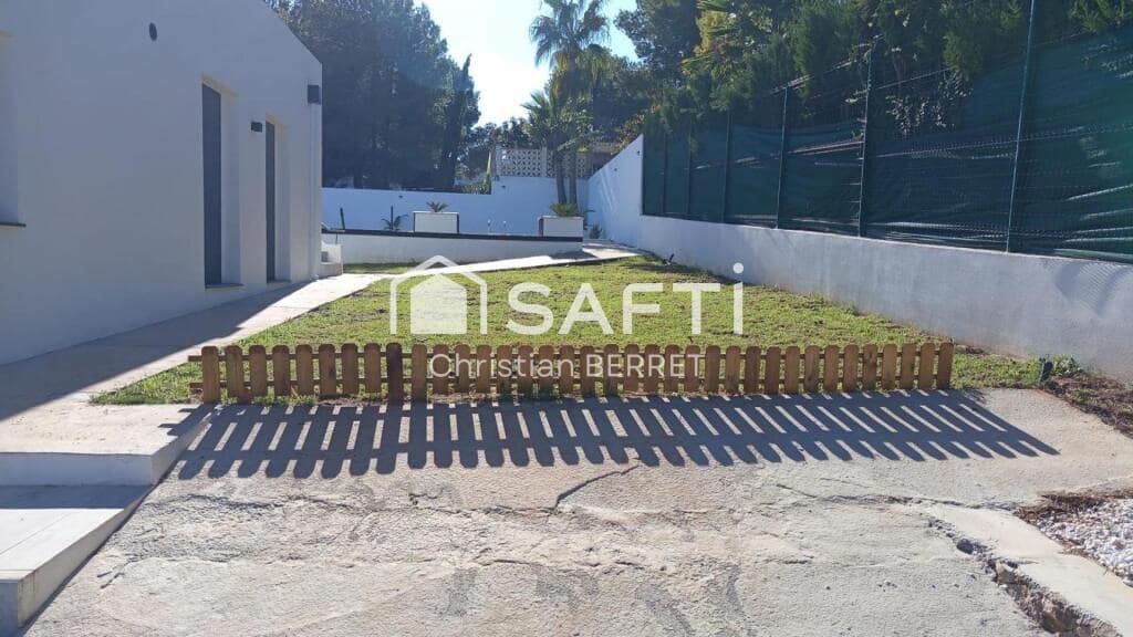 3 soveværelse Villa til salg i Turis med swimmingpool - € 285.000 (Ref: 9174345)