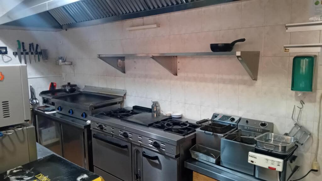 3 soveværelse Finca/Landehus til salg i Navahermosa - € 299.000 (Ref: 9174358)