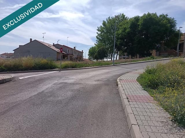 Building Plot for sale in Esquivias - € 155,000 (Ref: 9174369)