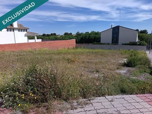 Building Plot for sale in Esquivias - € 155,000 (Ref: 9174369)