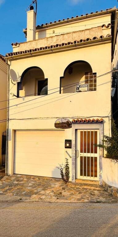 3 soveværelse Finca/Landehus til salg i Genalguacil med garage - € 99.000 (Ref: 9174373)