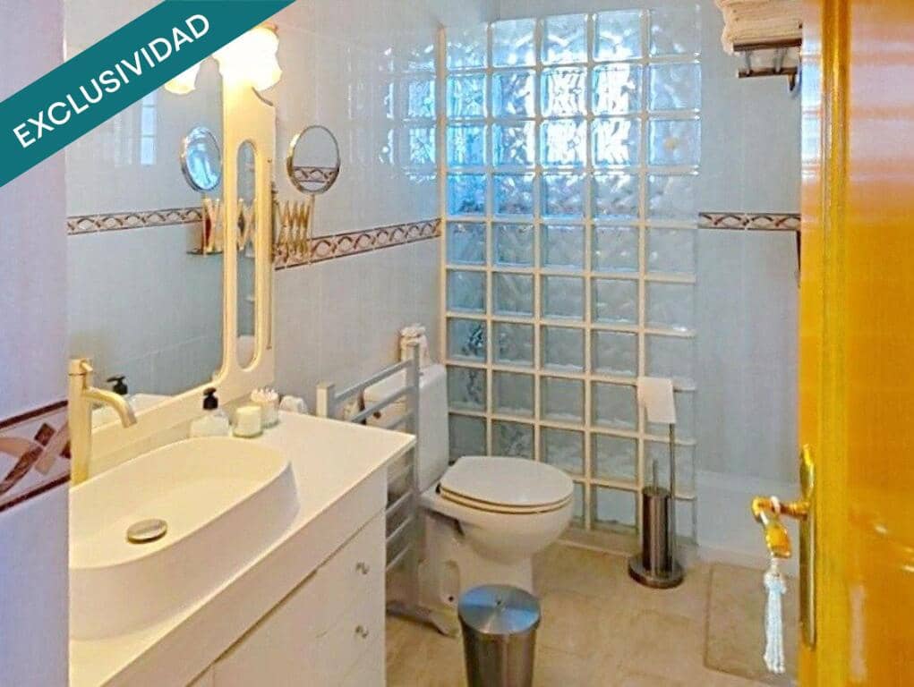 6 soveværelse Finca/Landehus til salg i Chiva med swimmingpool - € 298.000 (Ref: 9174377)