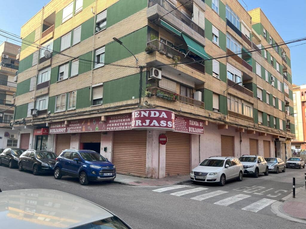Comercial para venda em Burjassot - 199 000 € (Ref: 9174379)