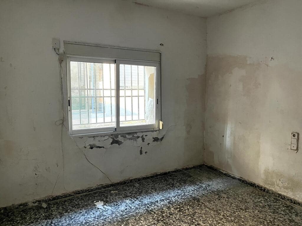 11 soveværelse Rækkehus til salg i Moncada - € 463.500 (Ref: 9174383)