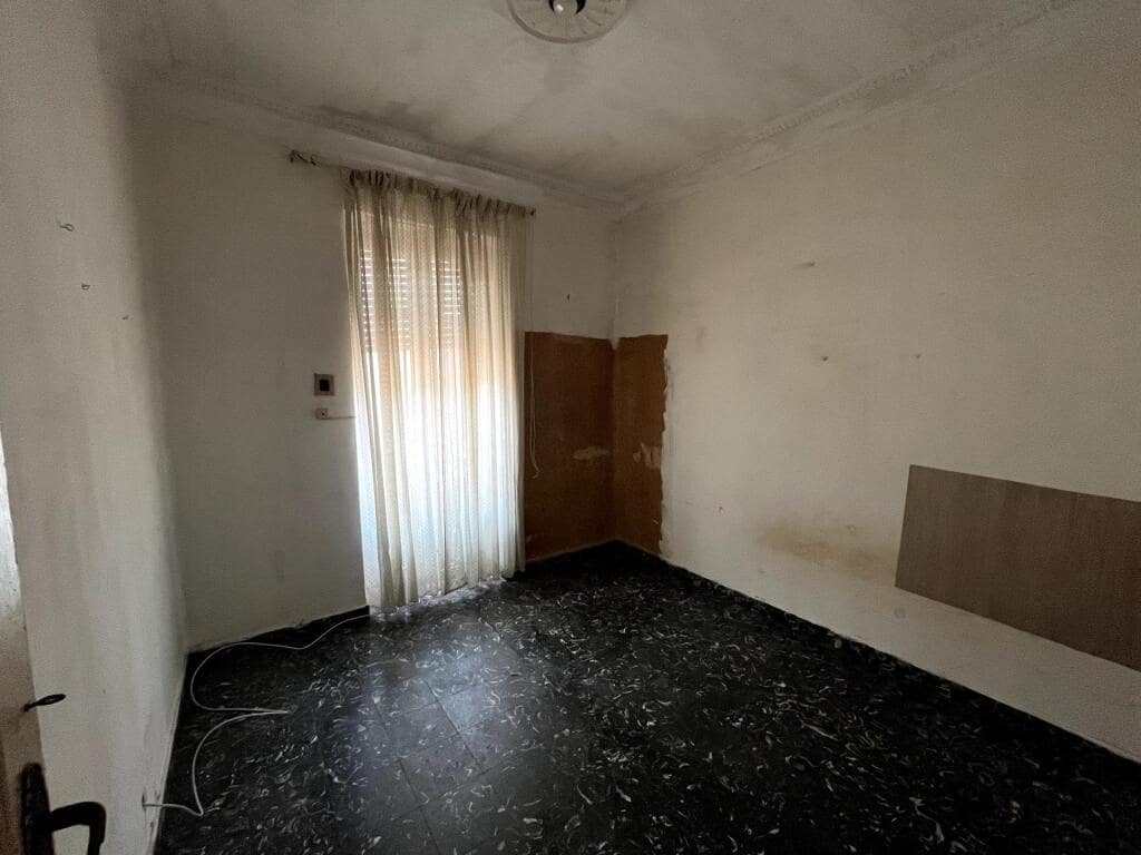 11 soveværelse Rækkehus til salg i Moncada - € 463.500 (Ref: 9174383)